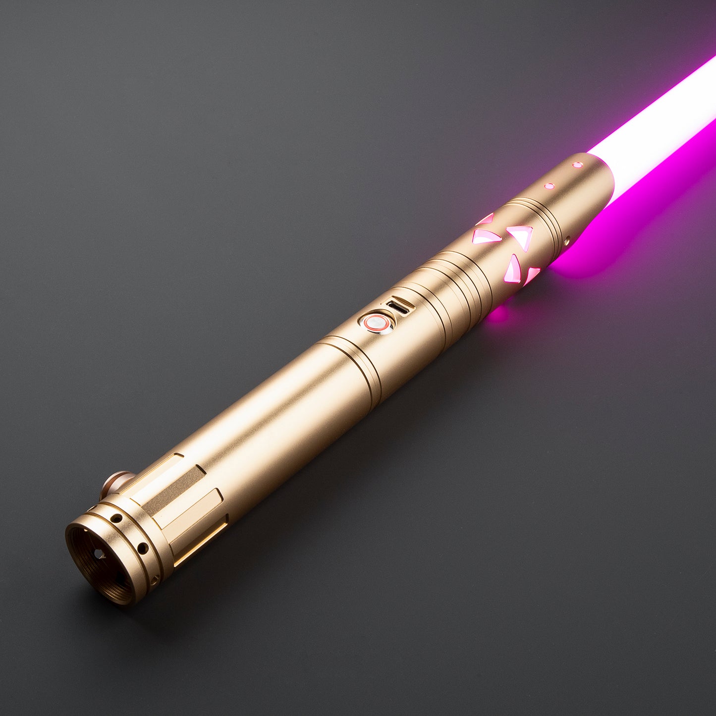 The Menace saber
